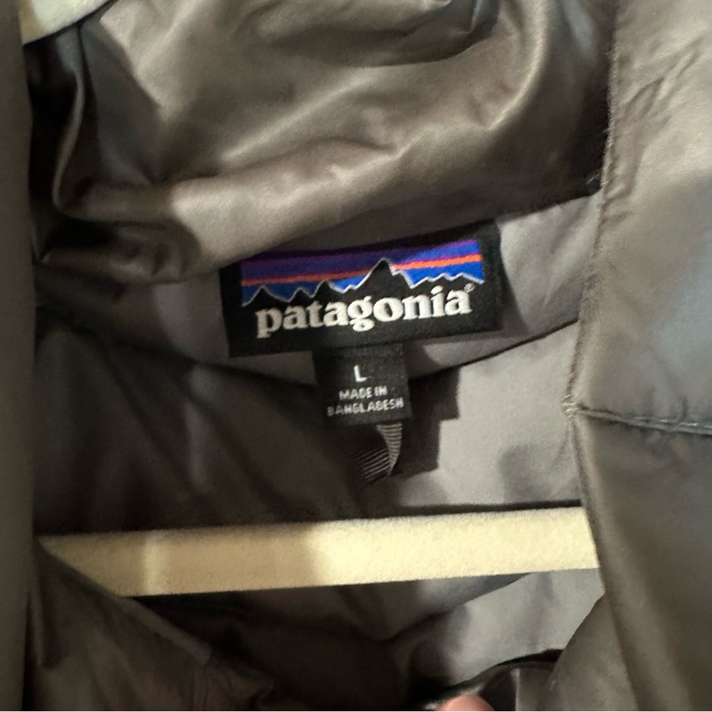 Patagonia Black Shell Jacket With Multicolor Logo - image 4